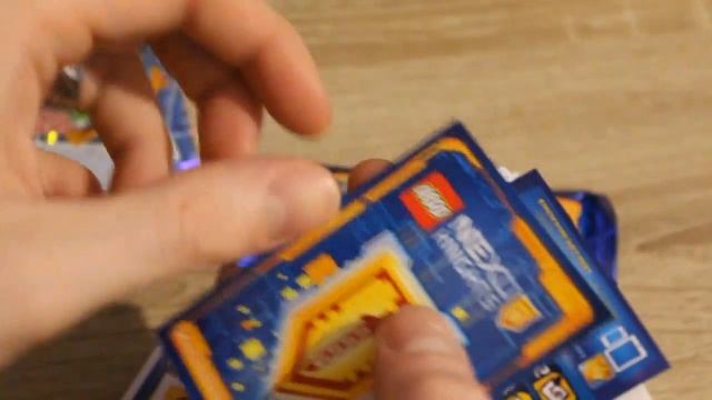 LEGO NEXO KNIGHTS BLISTER UNBOXING + LE 13 LANCE VS SPARKKS