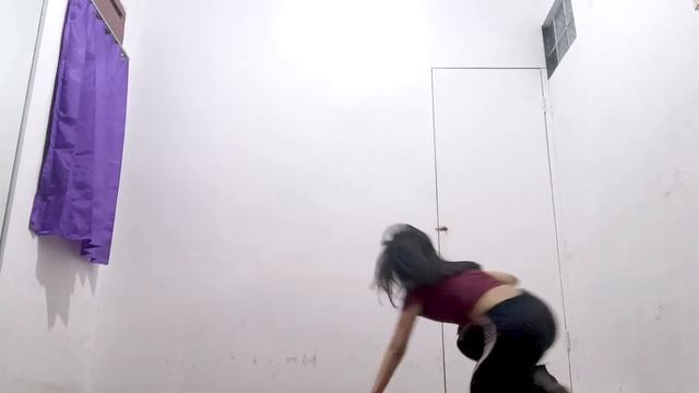 LILI's FILM #3 'Mushroom Chocolate' | Dance Cover by Ifah Rofifah смотреть онлайн