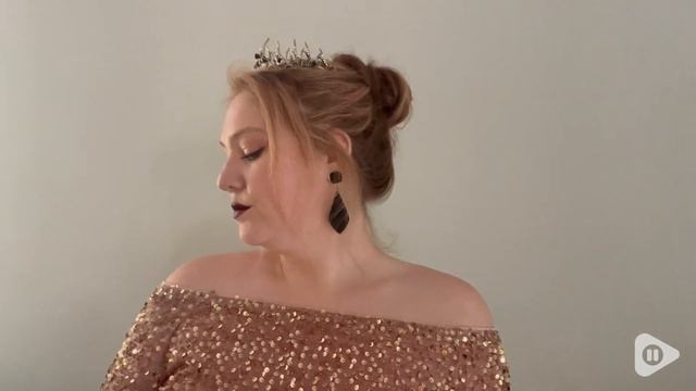 TOCESS Black Crown Tiara for Women | Our Point Of View смотреть онлайн