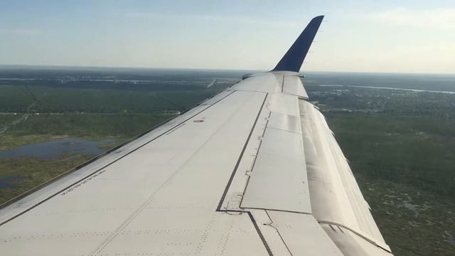 Embraer 170 on final into New Orleans Int'l (KMSY) смотреть онлайн