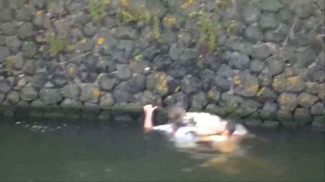 НЕВЕРОЯТНО ДОБРЫЕ ПОСТУПКИ