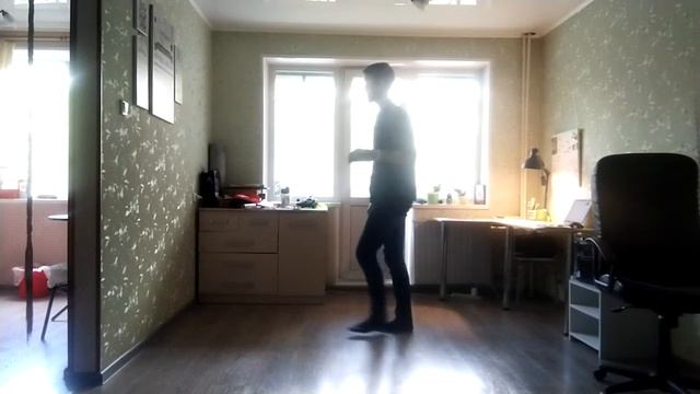 Марсель танцует под Ню