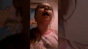 Жизнь Веронички. Я пою песню из сказочного патруля Короли принцессы Рыцари драконы.👭👭