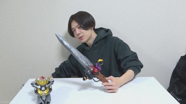 【👑王様戦隊キングオージャー】変形＆合体もするDXオージャカリバーとDXキングズウエポンのプレイバリューがすごすぎwww смотреть онлайн