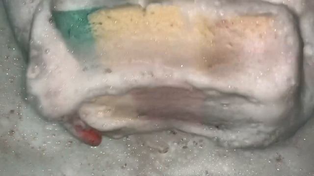 Clean N Fresh And Fabuloso Lavender Mix ASMR Sponge Squeezes 🧽 #asmr #asmrsponge #spongesqueezes