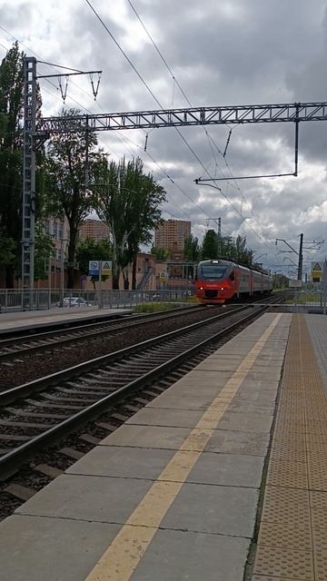 Электропоезд ЭП3Д-0019 сообщением Ростов - Кутейниково. смотреть онлайн