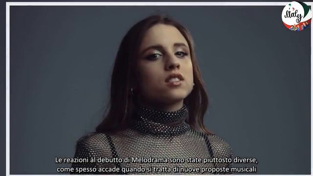Angelina Mango torna trionfante il nuovo singolo “Melodrama” conquista Amici 2024 смотреть онлайн