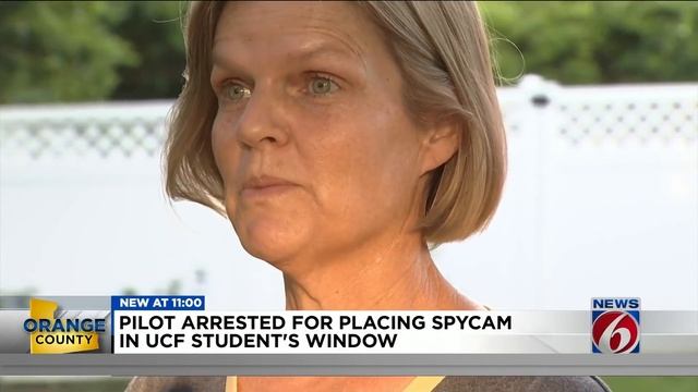 Frontier Airlines pilot accused of video voyeurism of UCF student смотреть онлайн