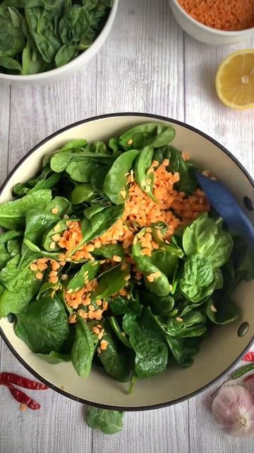 Vegan soup | spinach soup | lentils soup 🥣🌱| SUBSCRIBE #shorts #ammiskitchen #vegan #foodshorts смотреть онлайн