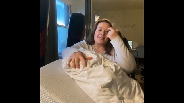 Lavender Eye Mask Review смотреть онлайн