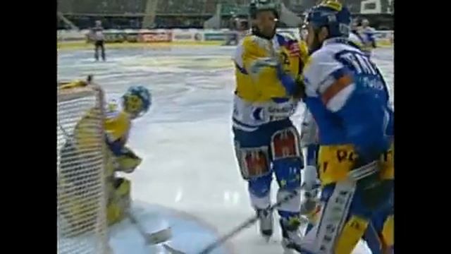 Kloten Flyers Playoff 09 смотреть онлайн