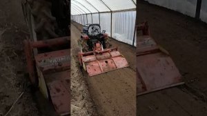 Yanmar KE-3 работа с фрезой