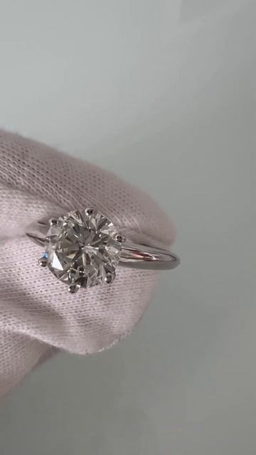 Продается новое золотое кольцо 750 пробы с бриллиантом 1, 5 ct, цвет 5, чистота 8 смотреть онлайн