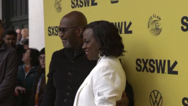 Air: SXSW 23 Red Carpet Premiere Arrivals - Matt Damon, Ben Affleck | ScreenSlam смотреть онлайн