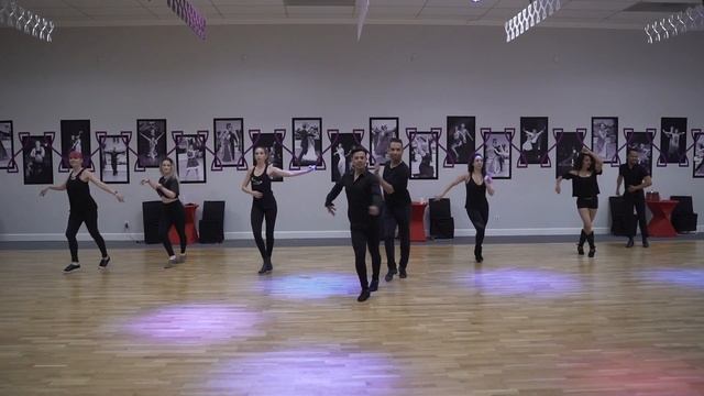 Luna Llena - Malu Trevejo | Original Line Dance Choreography | Carlton Thompson & Adia Nuno