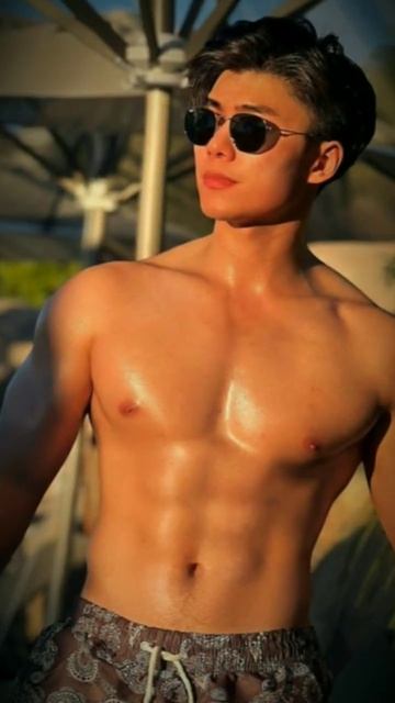 ko brandon chai #sixpack #abs #gym #fitness смотреть онлайн