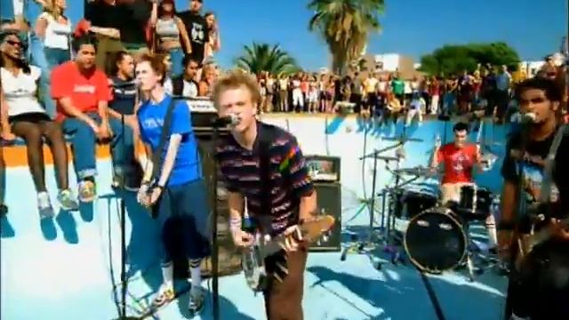 Sum 41 In Too Deep смотреть онлайн