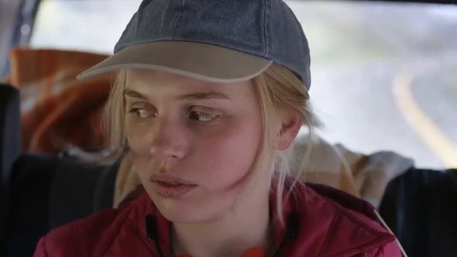 Highway | A short film by Vanessa Gazy смотреть онлайн