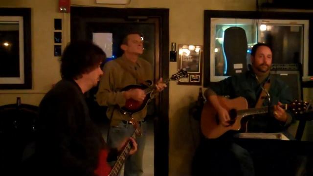 Into The Mystic (Van Morrison cover) -Tara's Tipperary Tavern Open Mike in Matunuck, RI 11-8-2012 смотреть онлайн