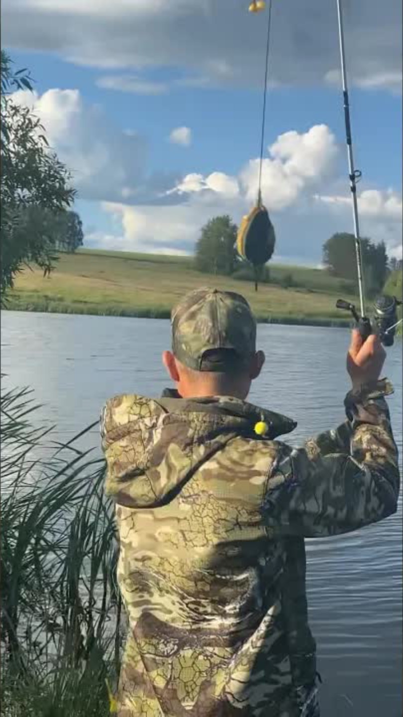 Рыбий грипп!знакомая болезнь?🤧😄#рыбалка #fishing #shorts #сазан #пруд смотреть онлайн