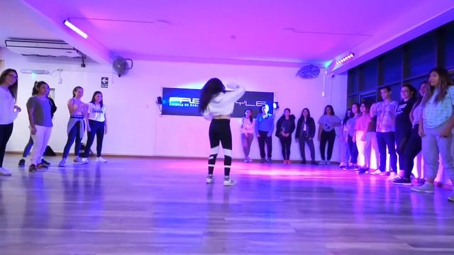 CHINA - Anuel AA, Daddy Yankee, Karol G, Ozuna & J Balvin | Coreografía por Guillermo Alcázar смотреть онлайн