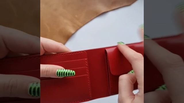 Кошелек нашего ручного производства ручной работы из кожи козы с гравировкой.Вк,инст Glazkov_leathe