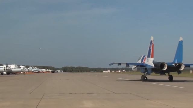 АВИАШОУ/ ФОРУМ "АРМИЯ-2018"/ Кубинка (короткая версия) смотреть онлайн
