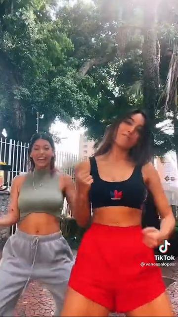 Vanessa e clara dançando смотреть онлайн