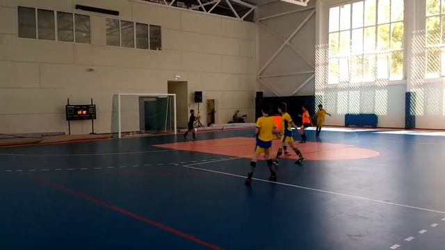 (Юниор)Новочеркасск - (Юниор)World Class 2 4:0 1й тайм смотреть онлайн