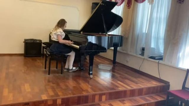 Ларина Кира