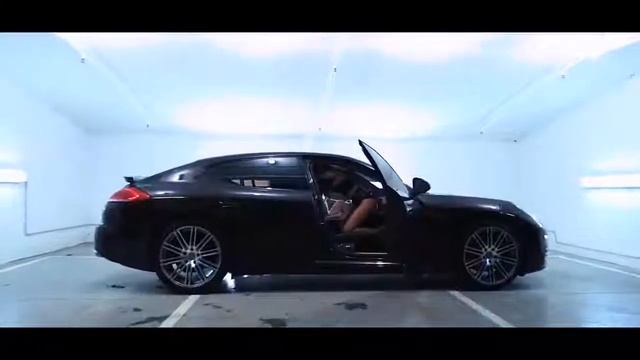 EXCE$$ - Bustdown (2019) смотреть онлайн