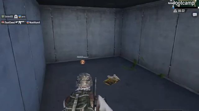 PUBG Mobile 0.8.1,слил корону ,соло против сквадов 😔,качаемся по новой☺️ смотреть онлайн