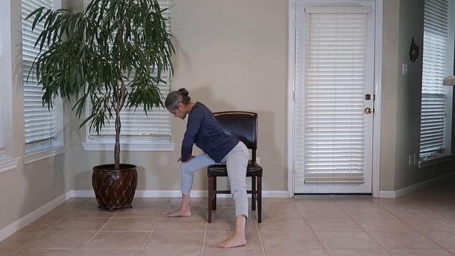 Yoga with Rita: Breathe, Stretch, Massage Part 2 смотреть онлайн