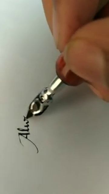 Stub nib calligraphy of "ALWAYS" смотреть онлайн