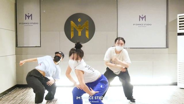 KARD - RED MOON / HANBI choreography / iM Dance Studio / 광주댄스학원 смотреть онлайн
