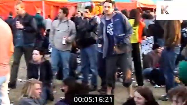 2002 UK, Brockwell Park Music Festival, Brixton, Acid and Techno DJs смотреть онлайн