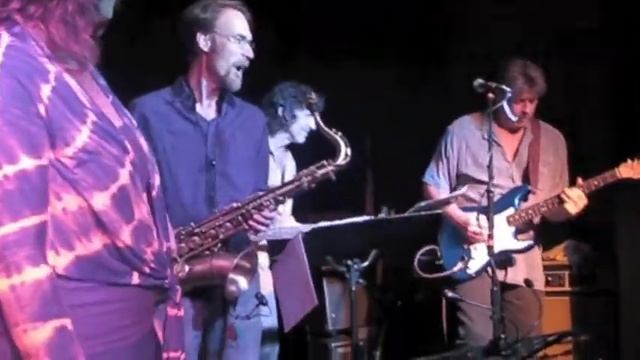 Chain of Fools - Karen Lytle, Mari's Going Away.mov смотреть онлайн