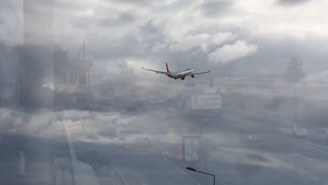 HD Atatürk AirPort Spotting Turkısh Airlines #spotting #istanbul #b777300er #turkishairlines