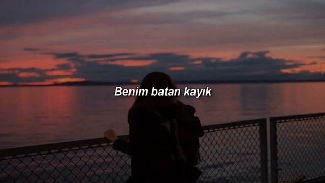 Hiç Işık Yok Feat Melek Mosso Şarkı Sözleri