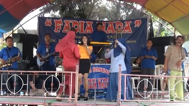 BOS MORENA WO  BERGOYANG