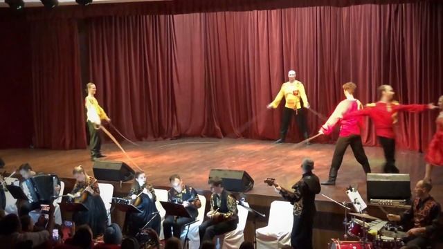 Russian Miracle'Moroshka'St. Petersburg Theatre Group,Russia смотреть онлайн