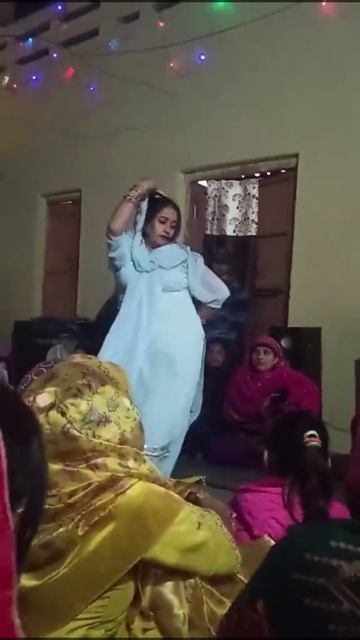 Family Dance Party смотреть онлайн