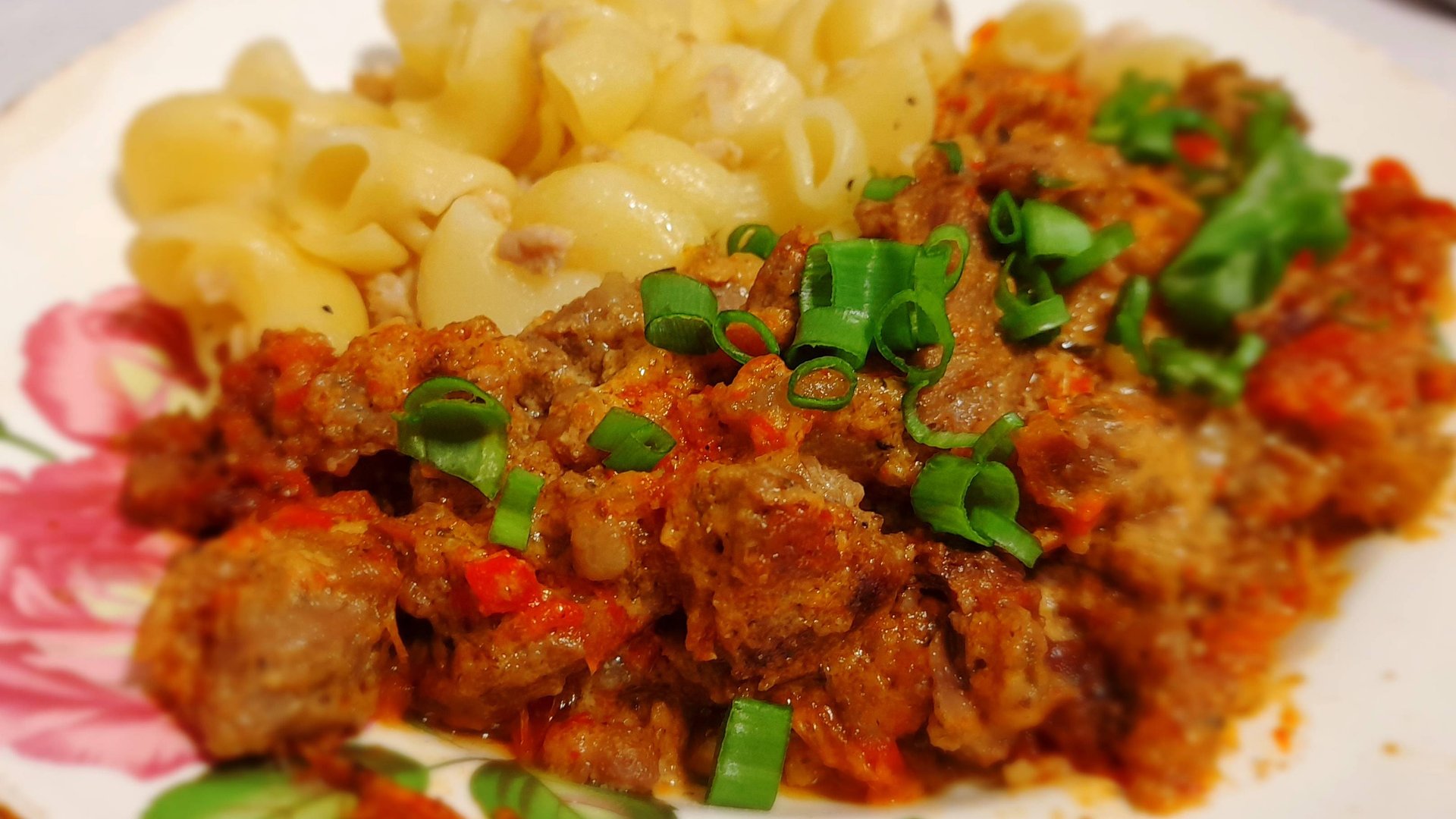 Венгерский классический гуляш смотреть онлайн