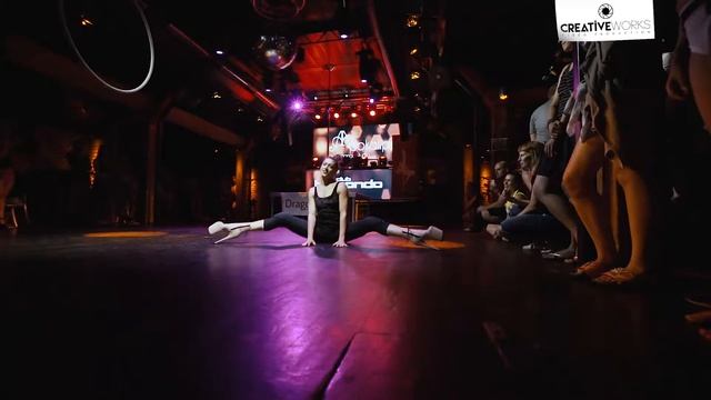 strip plastic showcase Tami Apokalips Rock Battle смотреть онлайн