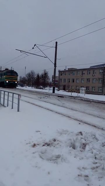 Поезд после рейса 120км/ч смотреть онлайн