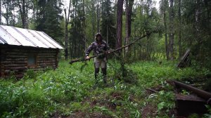 Ураган валит деревья. Жуткая ночь в лесу. Рыбалка на хариуса.