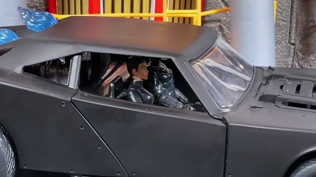 1:16 The Batman and Batmobile Set and Catwoman by Spin Master 4 inch figures смотреть онлайн