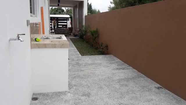 House for sale in Tagaytay Metro. Modern and Brand New (SOLD) смотреть онлайн