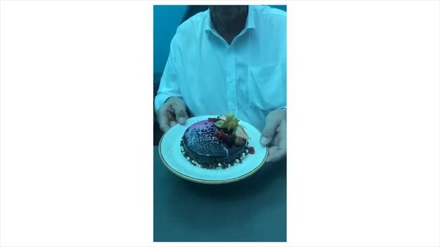 Springett’s in Maldives смотреть онлайн