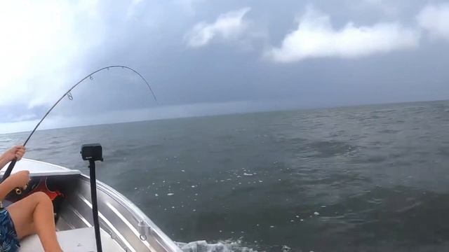 Kid Catching BIG NORTHERN BLUE FIN TUNA On SOFT PLASTIC At WOODY HEAD EP 3 PART 2 AUSTRALIAN FISH